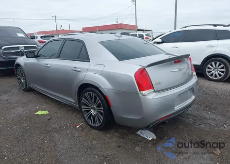 2018 Chrysler 300 300S из США, поврежденный, VIN 2C3CCABG4JH261329